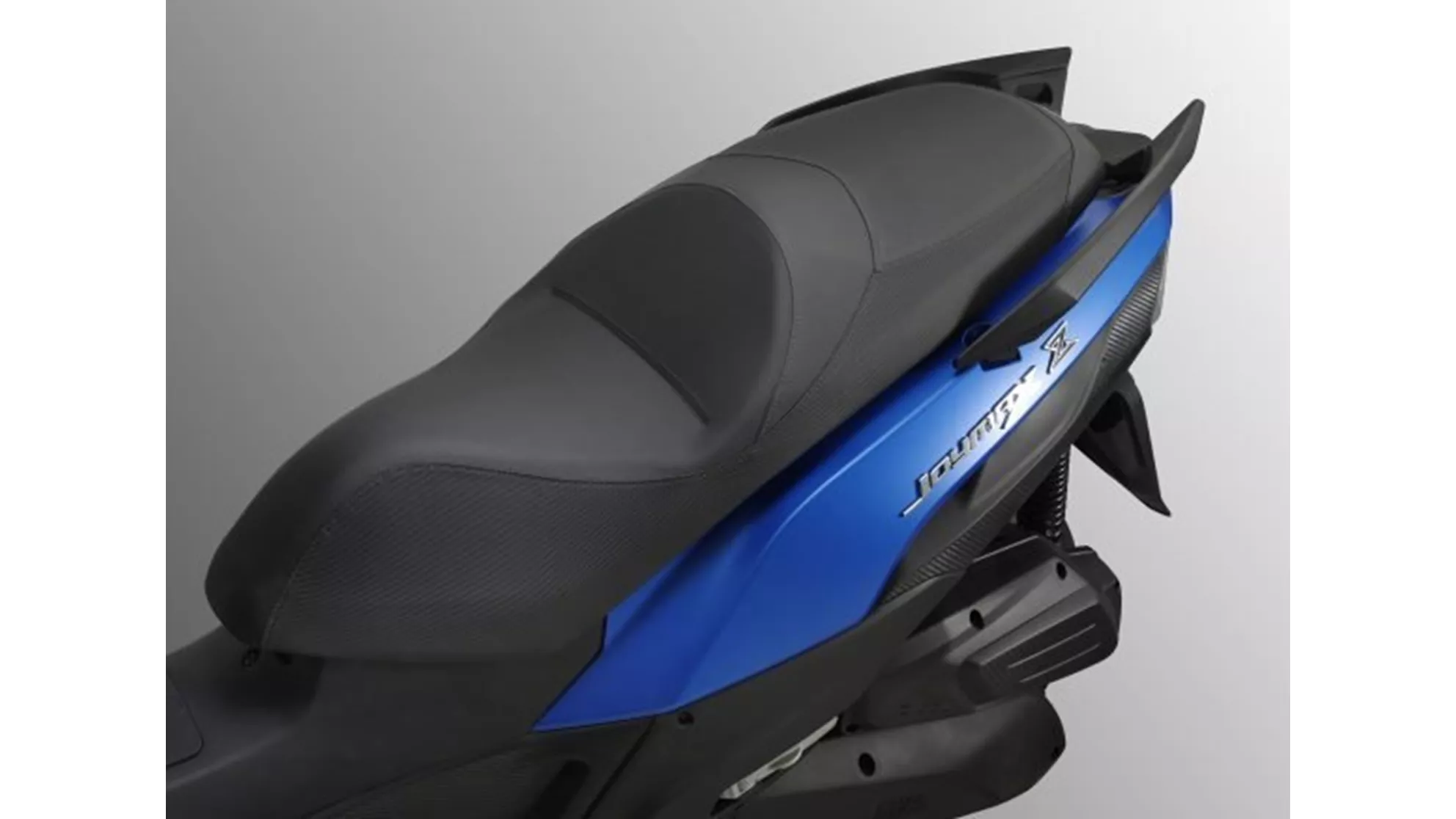 Sym Joymax Z+ 300i - Image 6 Sym Joymax Z+ 300i - Image 6