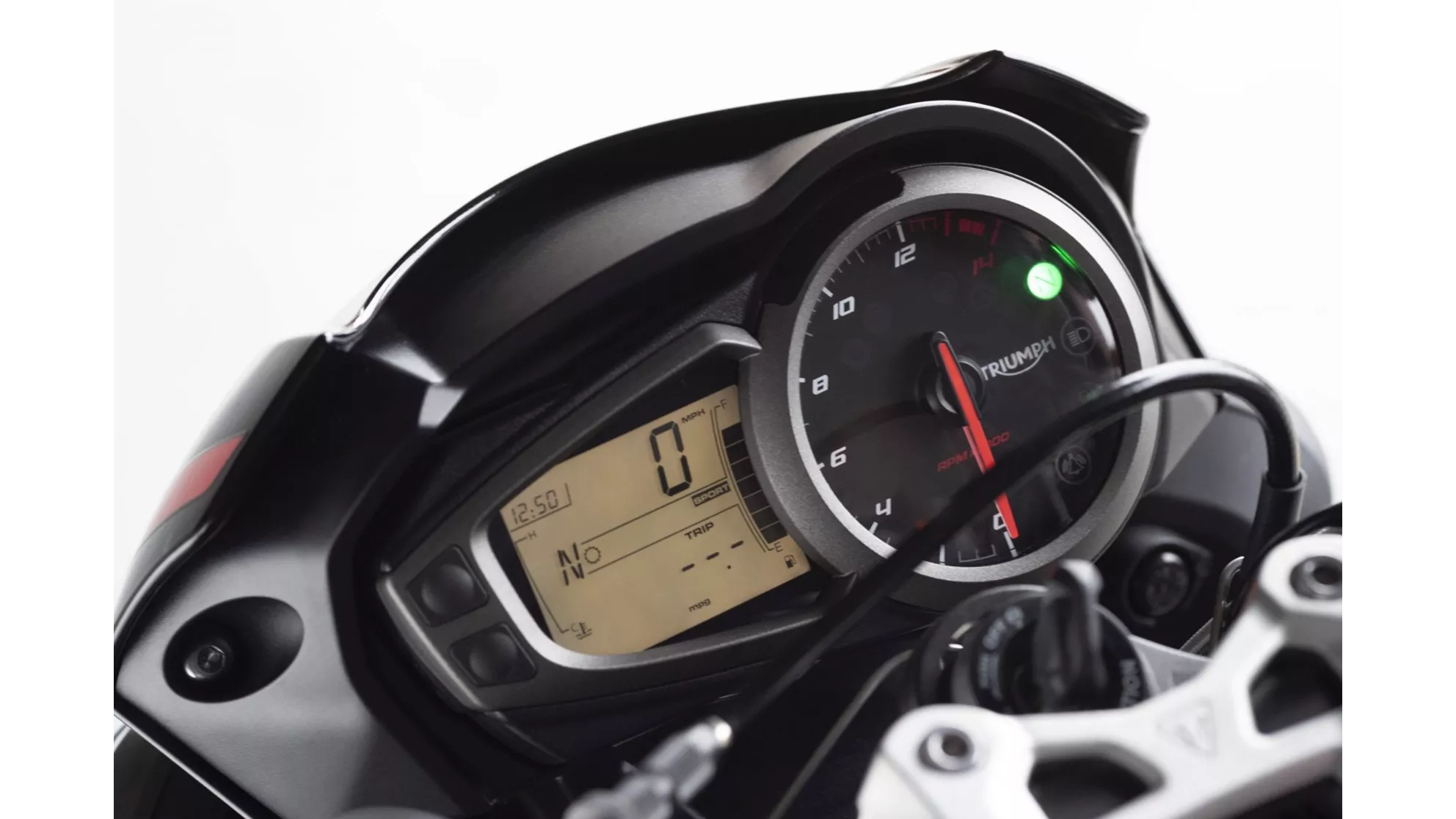 Triumph Street Triple R Low - Image 5 Triumph Street Triple R Low - Image 5