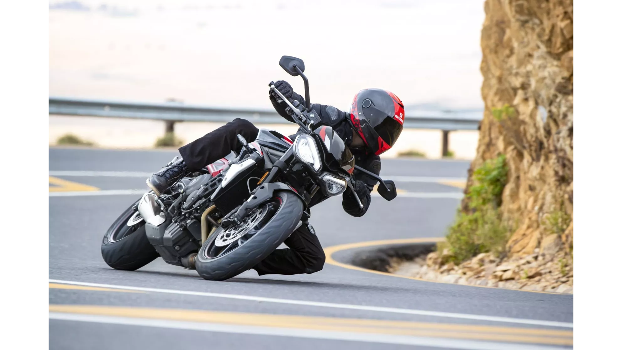 Triumph Street Triple R Low - Image 20 Triumph Street Triple R Low - Image 20