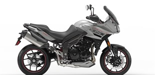 Triumph Tiger Sport 2020 vs Triumph Tiger 1050 SE 2011