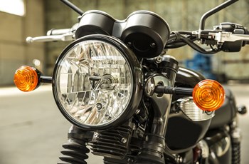 Triumph Bonneville T100 Black 2020 - Bild 19 Triumph Bonneville T100 Black 2020 - Bild 19