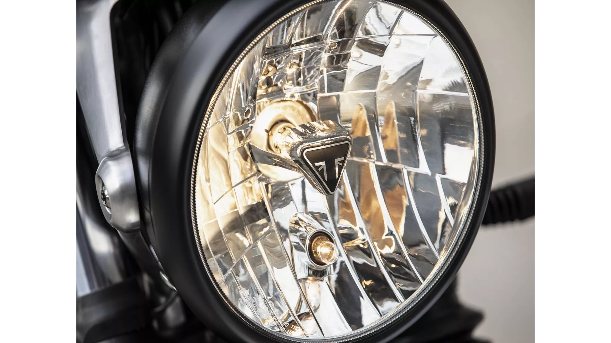 Triumph Street Twin - Image 11 Triumph Street Twin - Image 11