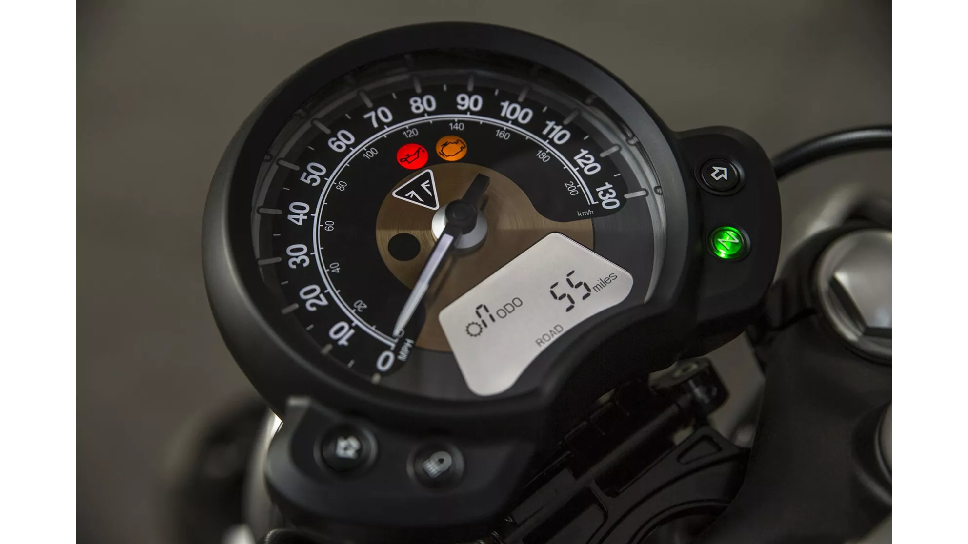 Triumph Bonneville Bobber - Image 22 Triumph Bonneville Bobber - Image 22