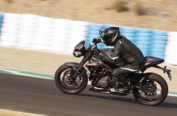 Triumph Street Triple 765 RS 2020 - Bild 34 Triumph Street Triple 765 RS 2020 - Bild 34