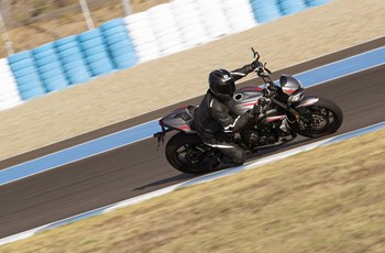 Triumph Street Triple 765 RS 2020 - Bild 53 Triumph Street Triple 765 RS 2020 - Bild 53