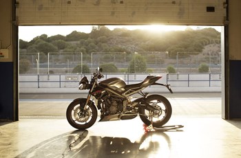 Triumph Street Triple 765 RS 2020 - Bild 58 Triumph Street Triple 765 RS 2020 - Bild 58