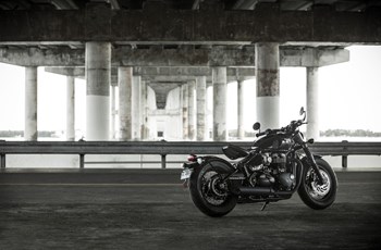 Triumph Bonneville Bobber Black 2020 - Bild 11 Triumph Bonneville Bobber Black 2020 - Bild 11