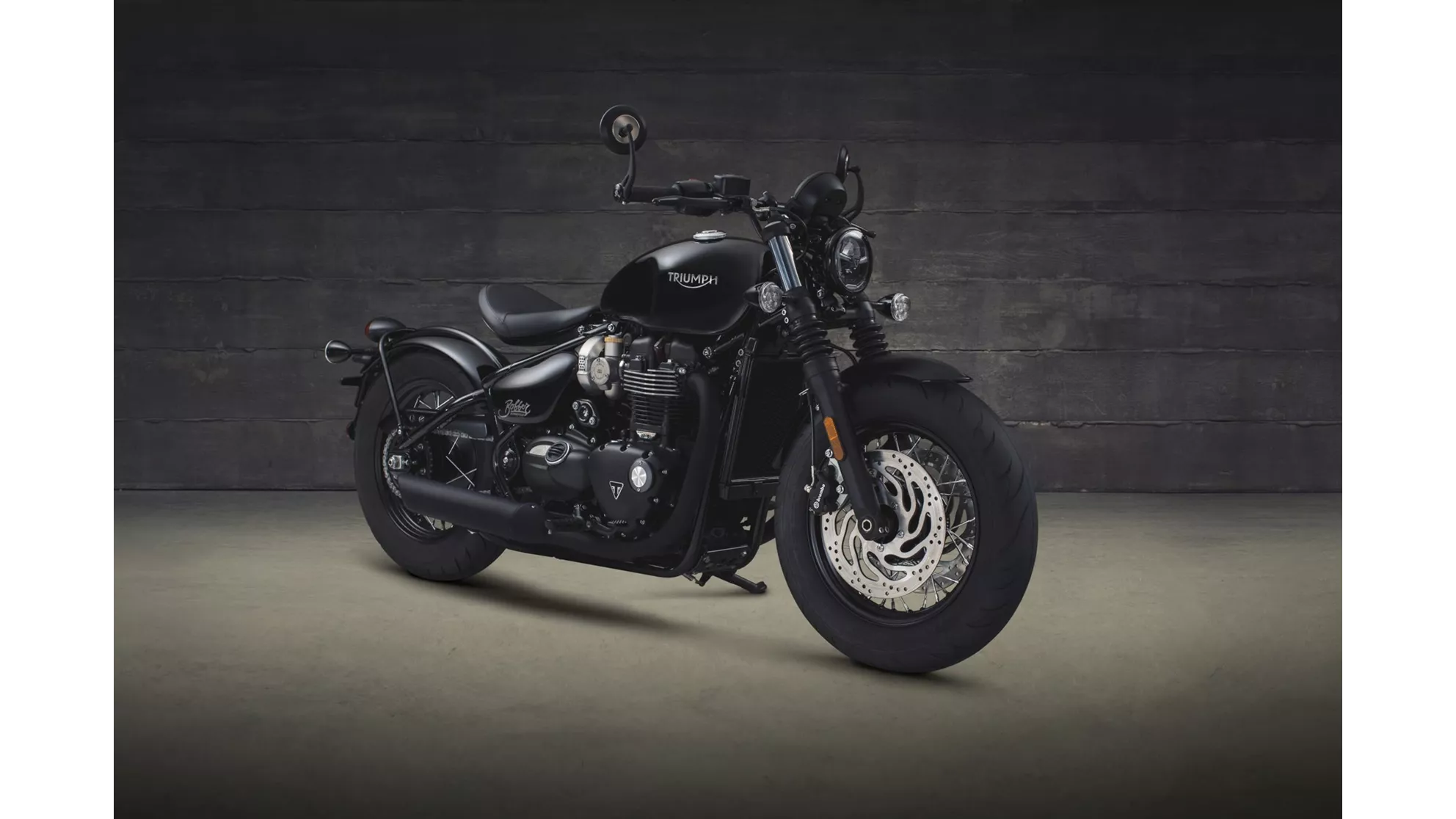 Triumph Bonneville Bobber Black - Image 18 Triumph Bonneville Bobber Black - Image 18