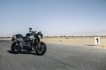 Triumph Speed Triple RS 2020 - Bild 7 Triumph Speed Triple RS 2020 - Bild 7