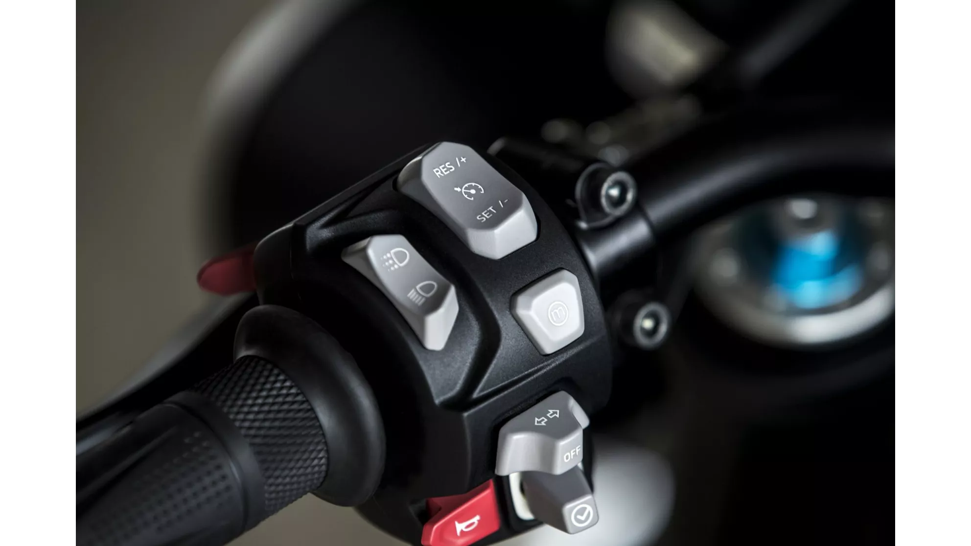 Triumph Speed Triple RS - Image 10 Triumph Speed Triple RS - Image 10