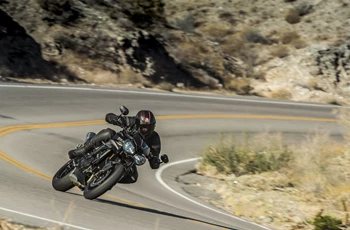 Triumph Speed Triple RS 2020 - Bild 15 Triumph Speed Triple RS 2020 - Bild 15