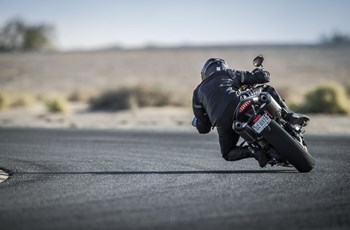Triumph Speed Triple RS 2020 - Bild 16 Triumph Speed Triple RS 2020 - Bild 16