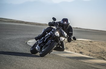 Triumph Speed Triple RS 2020 - Bild 17 Triumph Speed Triple RS 2020 - Bild 17