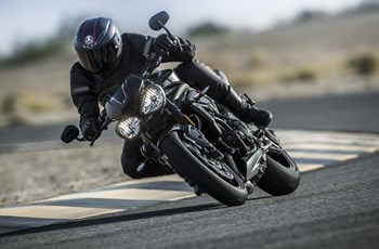 Triumph Speed Triple RS 2020 - Bild 18 Triumph Speed Triple RS 2020 - Bild 18