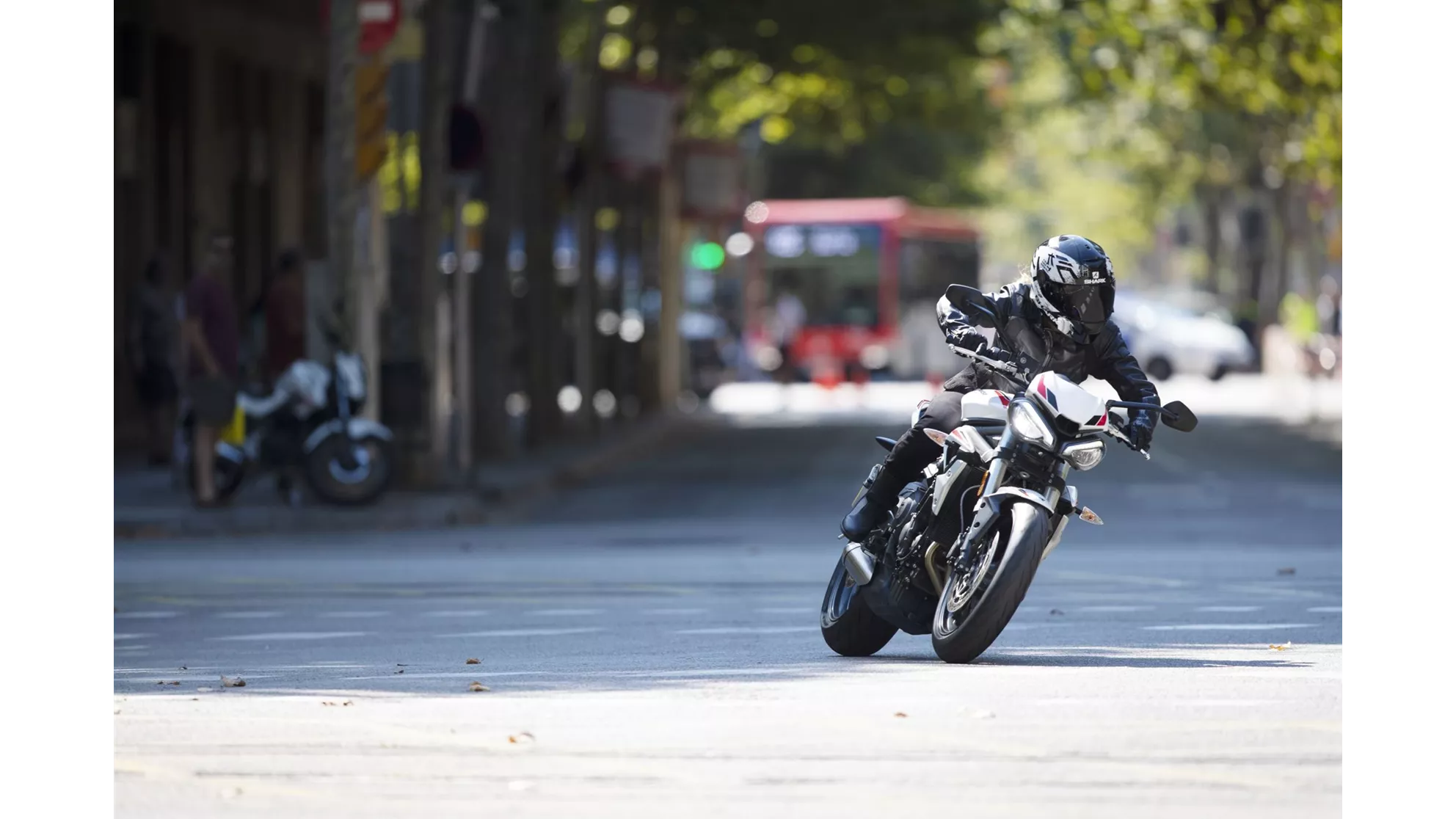 Triumph Street Triple S A2 - Image 9 Triumph Street Triple S A2 - Image 9