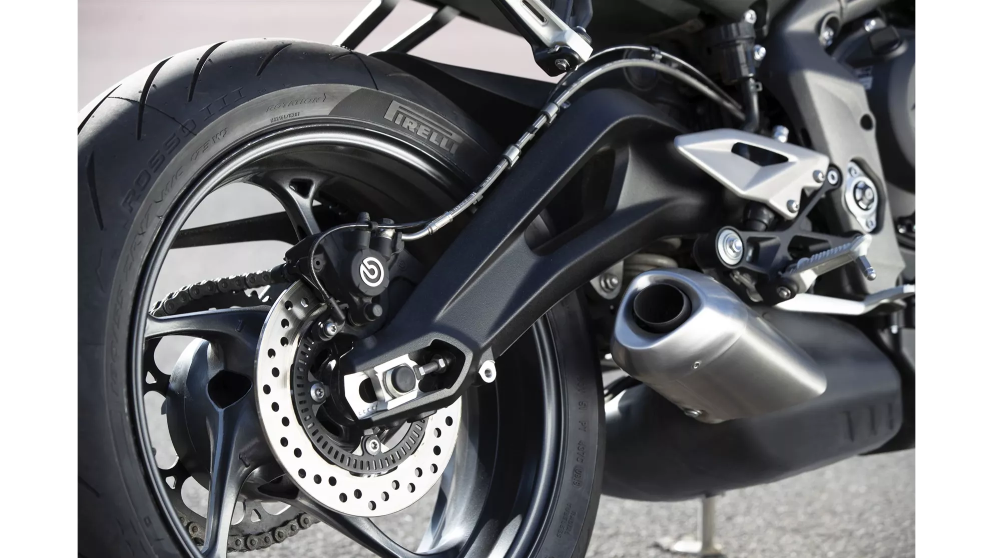 Triumph Street Triple S A2 - Image 8 Triumph Street Triple S A2 - Image 8