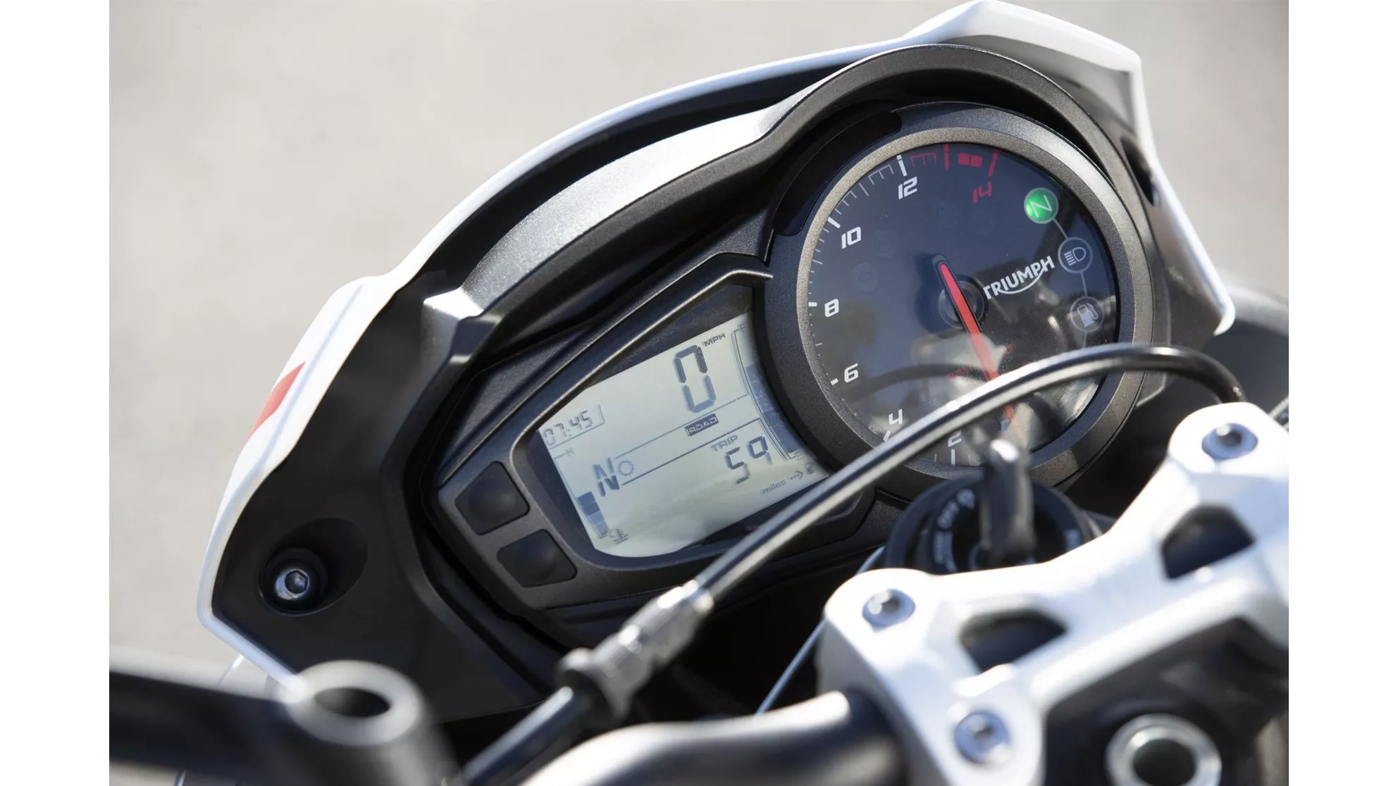 Triumph Street Triple S A2 - Image 5 Triumph Street Triple S A2 - Image 5