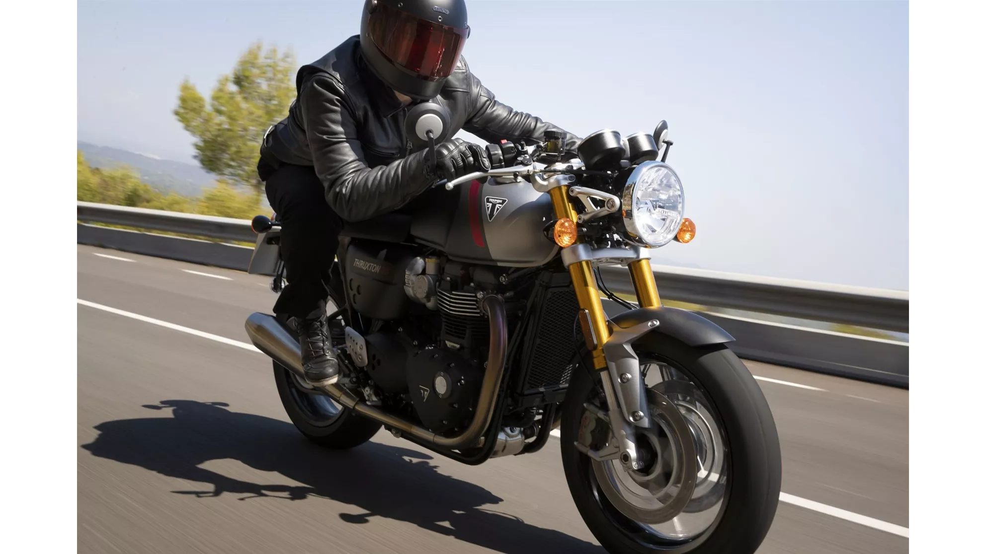 Triumph Thruxton RS - Image 5 Triumph Thruxton RS - Image 5