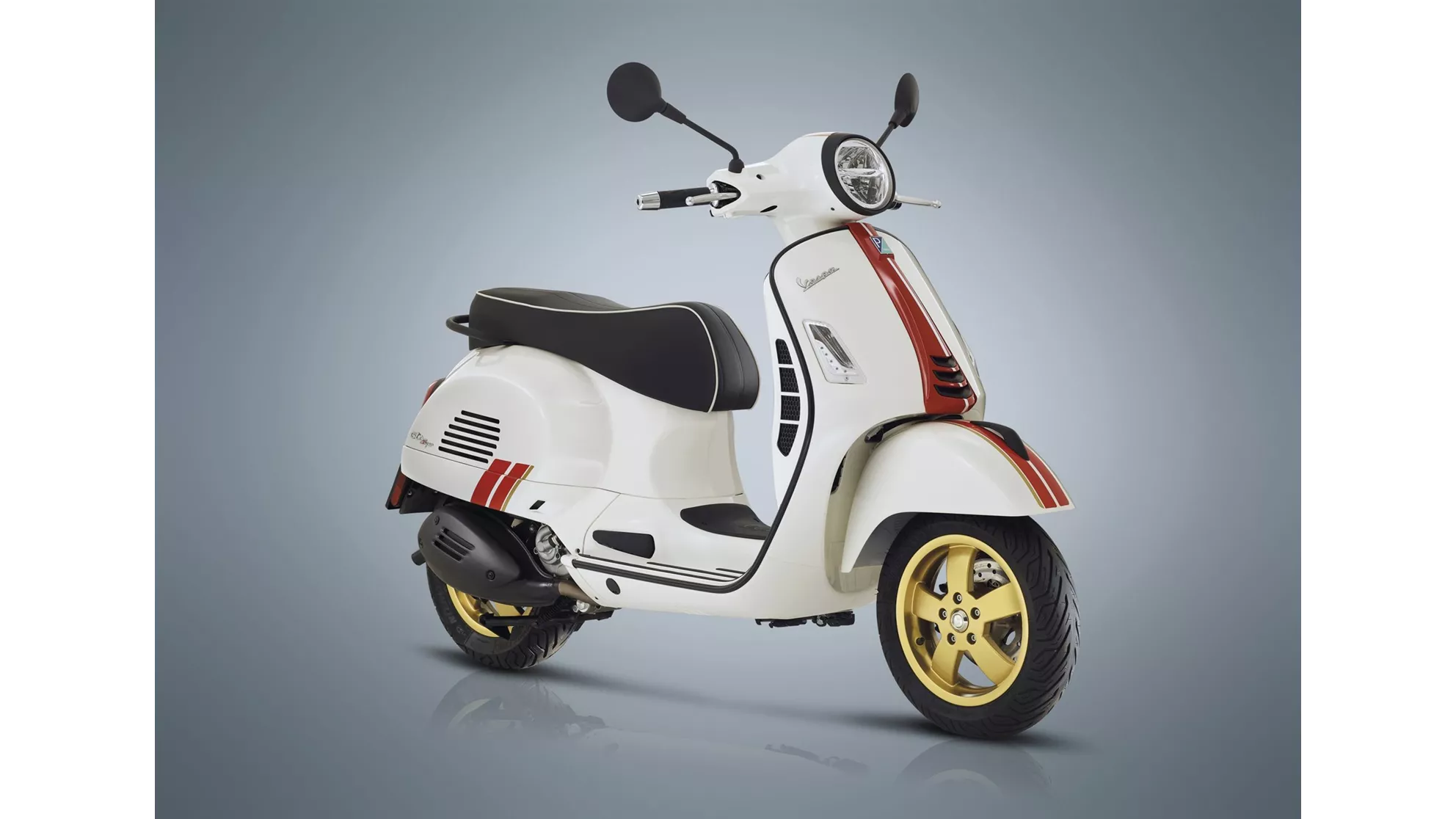 Vespa GTS 300 Super Racing Sixties - Image 3 Vespa GTS 300 Super Racing Sixties - Image 3