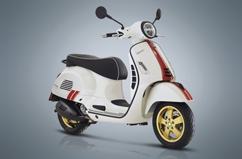 Vespa GTS 300 Super Racing Sixties 2020 - Bild 5