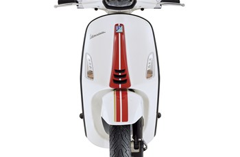 Vespa Sprint 125 Racing Sixties 2020 - Bild 3