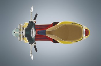 Vespa Primavera 125 Sean Wotherspoon 2020 - Bild 16