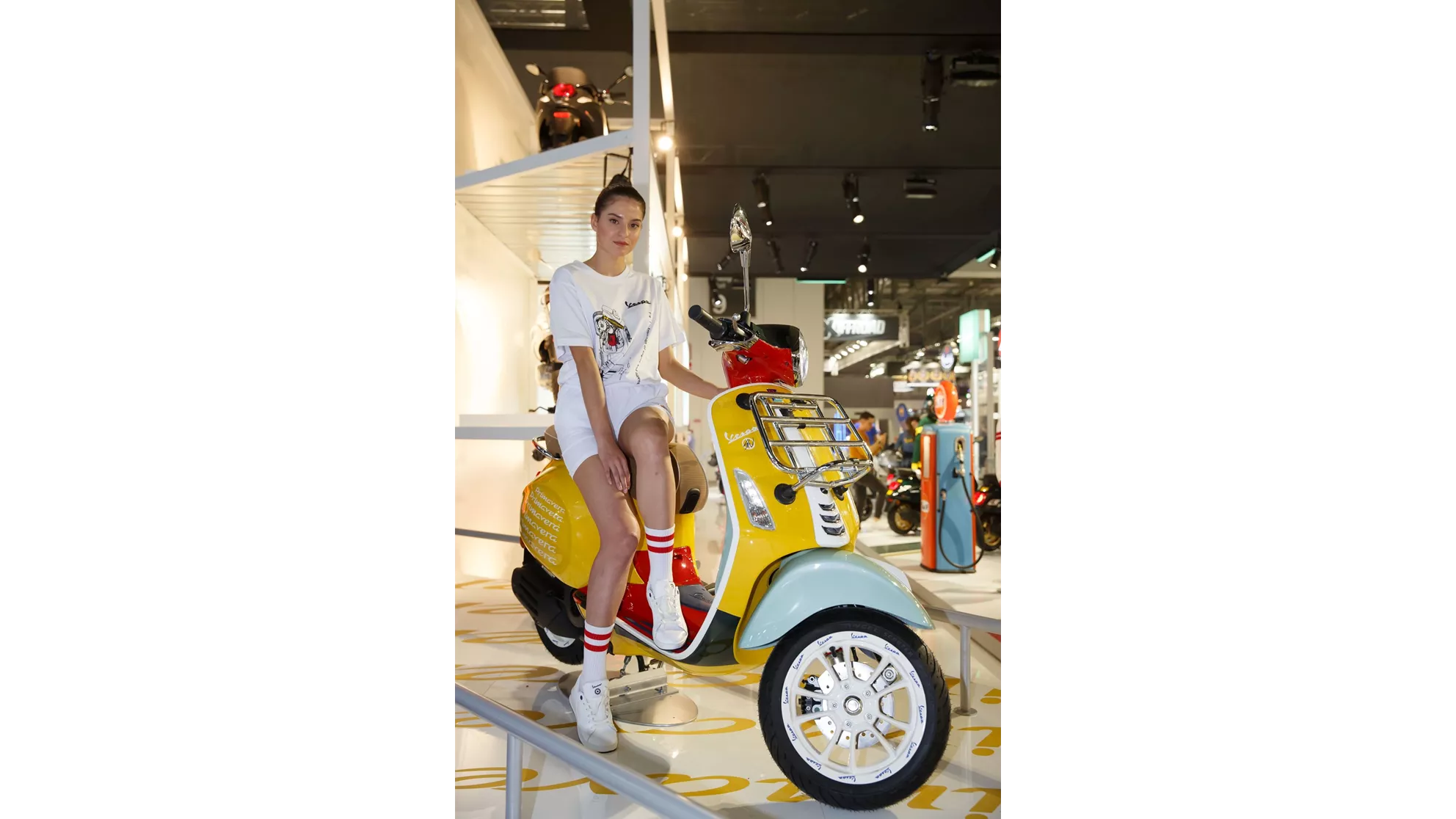 Vespa Primavera 125 Sean Wotherspoon - Image 21 Vespa Primavera 125 Sean Wotherspoon - Image 21