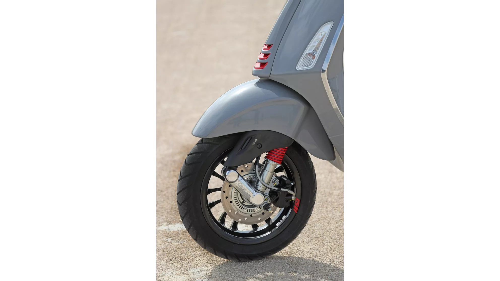 Vespa Sprint 125ie 3v S - Image 7 Vespa Sprint 125ie 3v S - Image 7