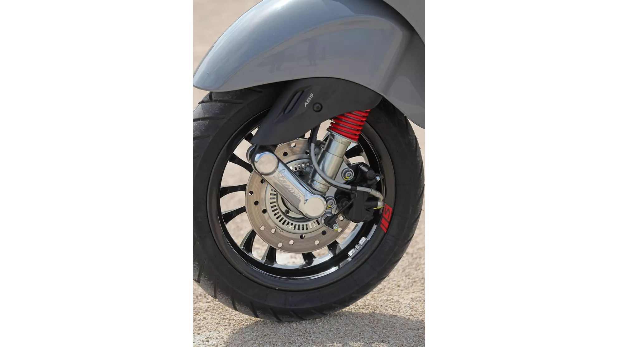 Vespa Sprint 125ie 3v S - Image 11 Vespa Sprint 125ie 3v S - Image 11