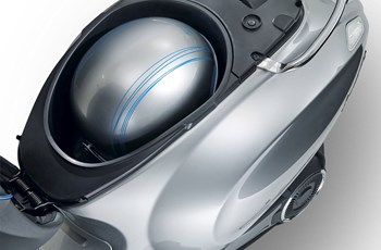 Vespa Elettrica 2020 - Bild 38