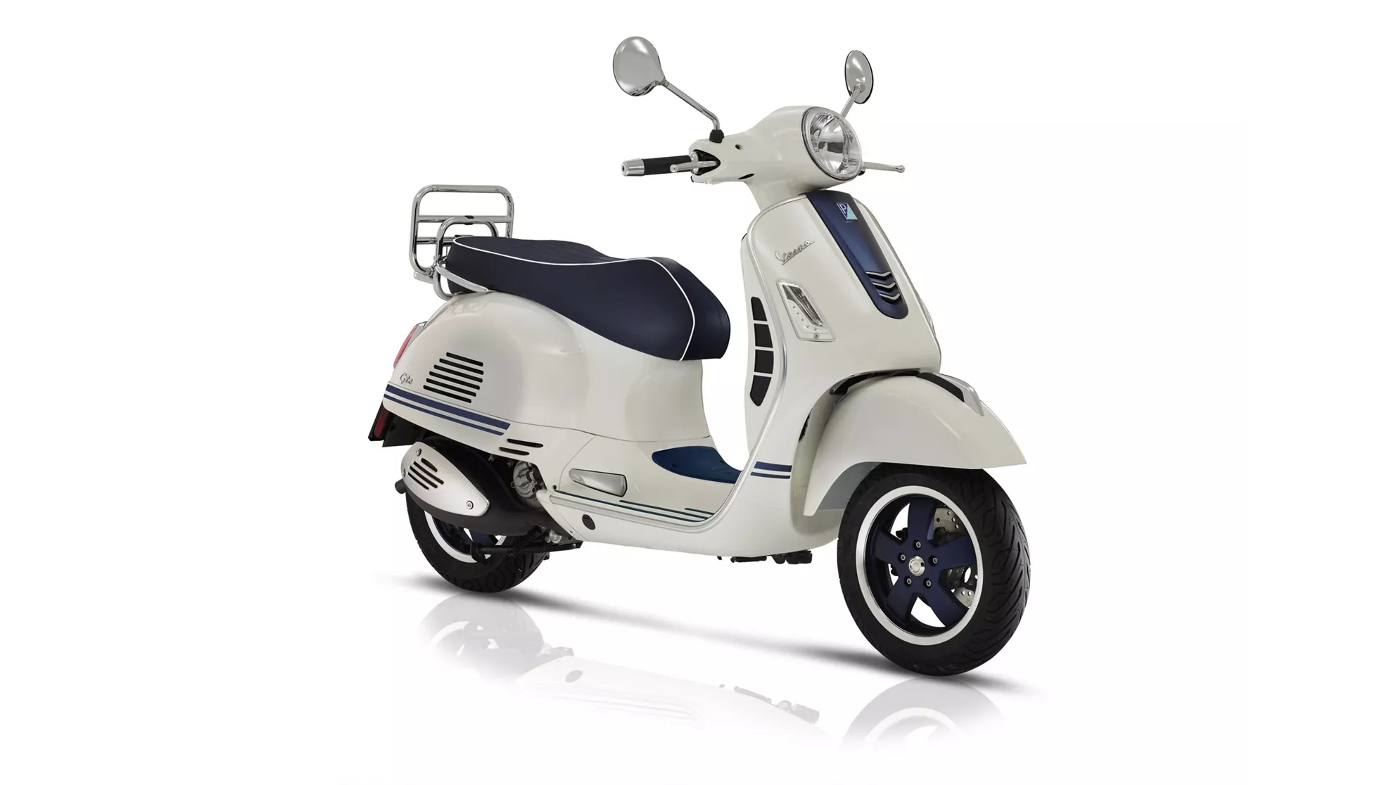 Vespa GTS 300 Yacht Club - Image 1 Vespa GTS 300 Yacht Club - Image 1