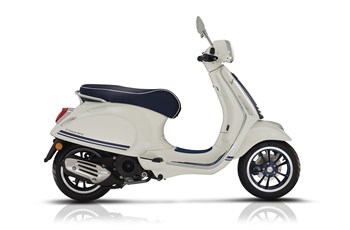 Vespa Primavera 125 Yacht Club 2020 - Bild 2 Vespa Primavera 125 Yacht Club 2020 - Bild 2