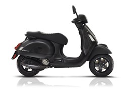 Vespa GTS 300 Super Notte