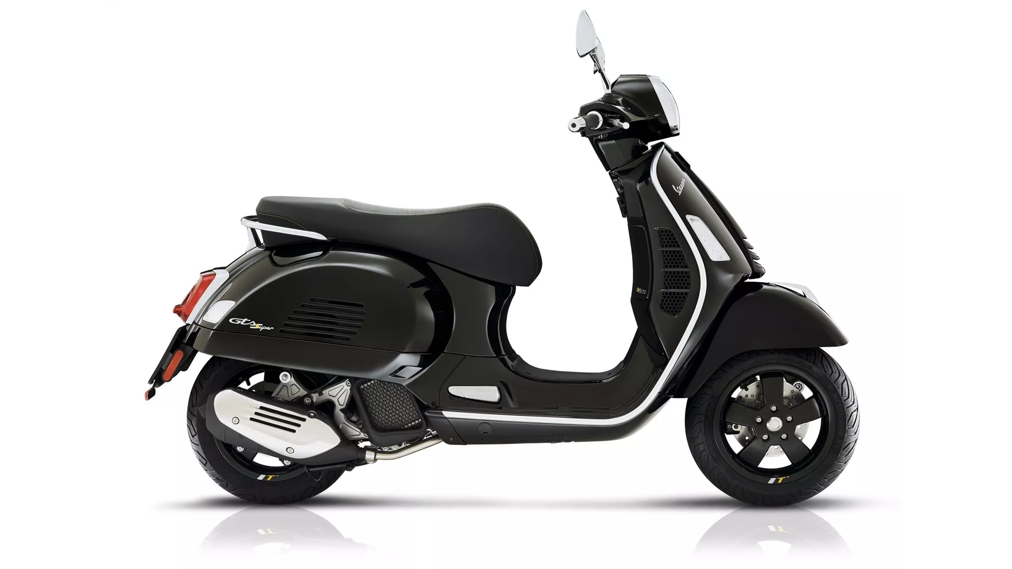 Vespa GTS 125ie Super Tech - Image 2 Vespa GTS 125ie Super Tech - Image 2