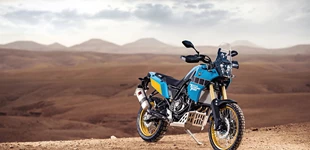 Yamaha Tenere 700 Rally Edition 2020 vs Aprilia Tuareg 660 Rally 2025 Yamaha Tenere 700 Rally Edition 2020 vs Aprilia Tuareg 660 Rally 2025
