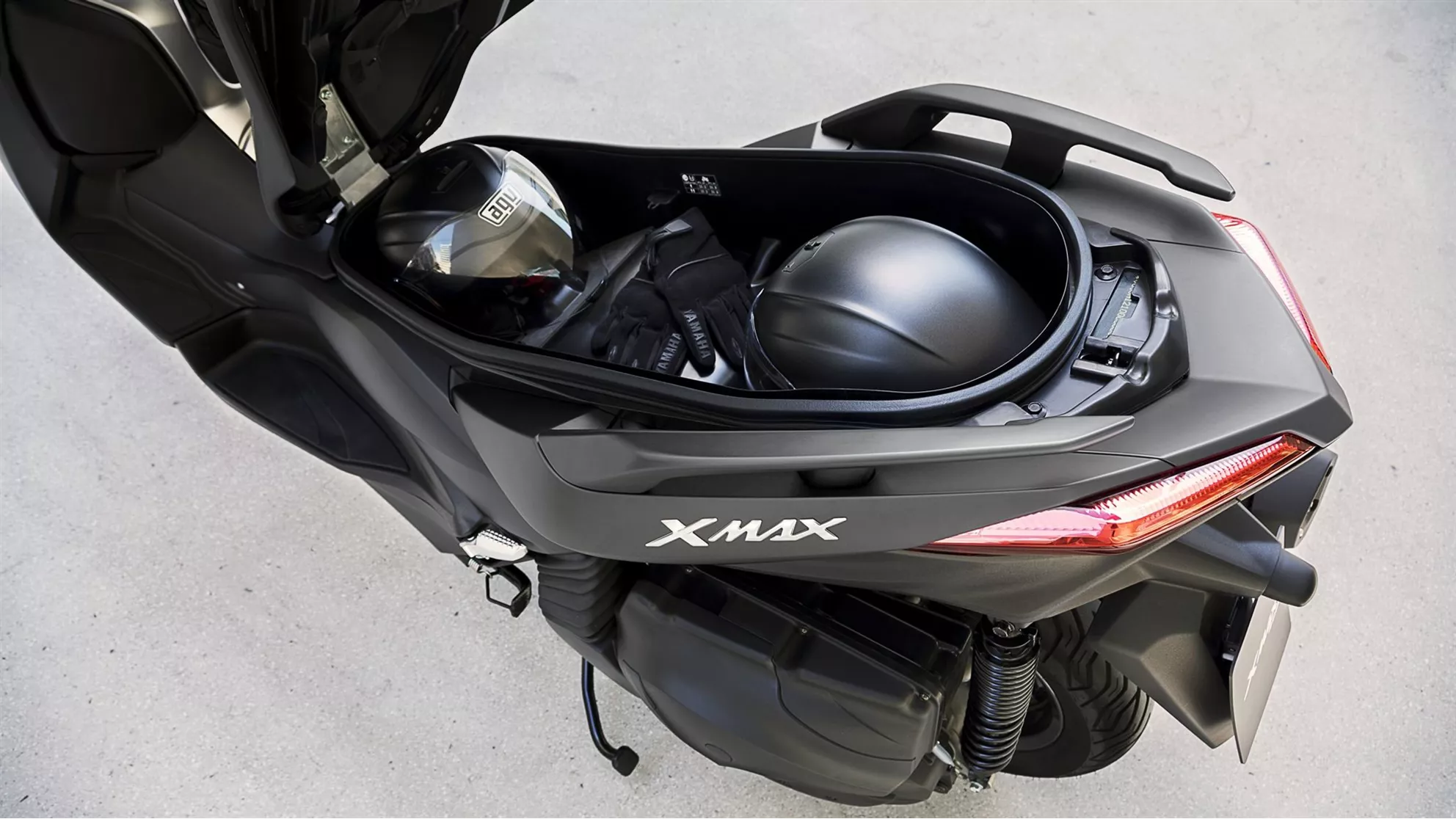 Yamaha XMAX 400 - Resim 16