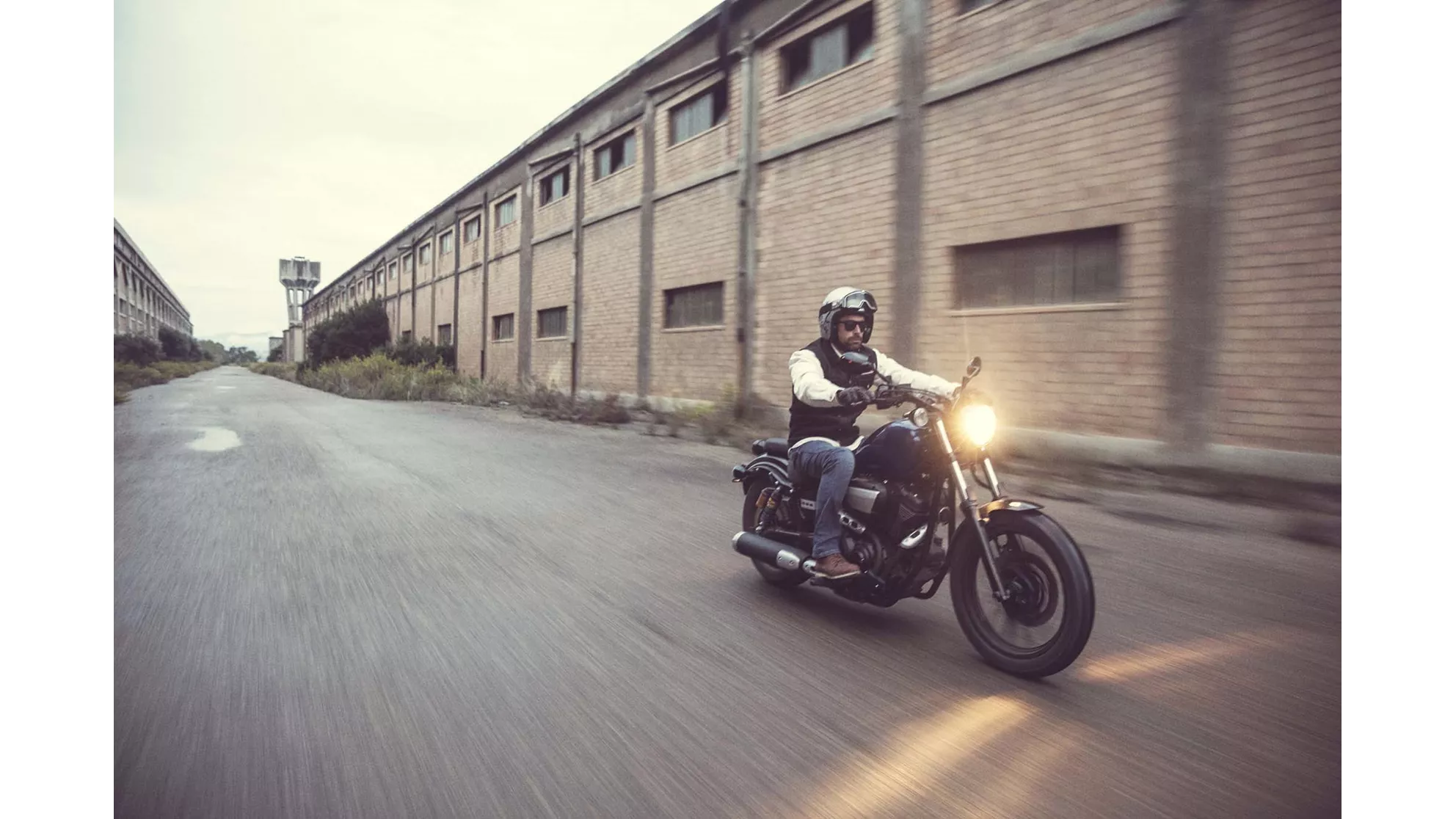 Yamaha XV 950 R - Image 1 Yamaha XV 950 R - Image 1