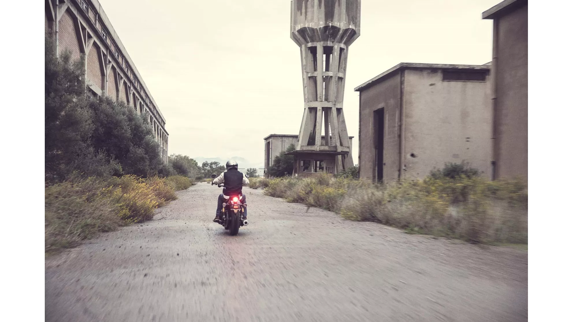 Yamaha XV 950 R - Image 21 Yamaha XV 950 R - Image 21