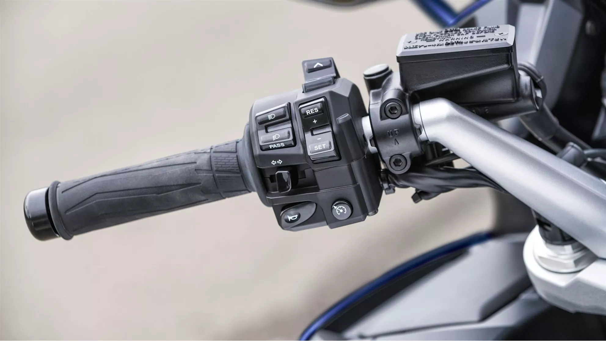 Yamaha FJR1300AE - Image 6 Yamaha FJR1300AE - Image 6