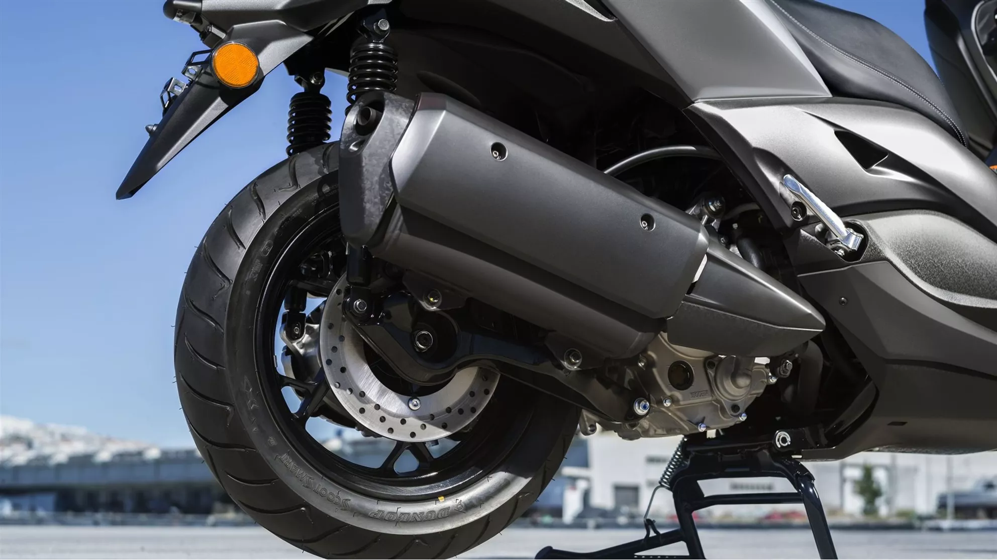 Yamaha XMAX 300 - Image 9 Yamaha XMAX 300 - Image 9