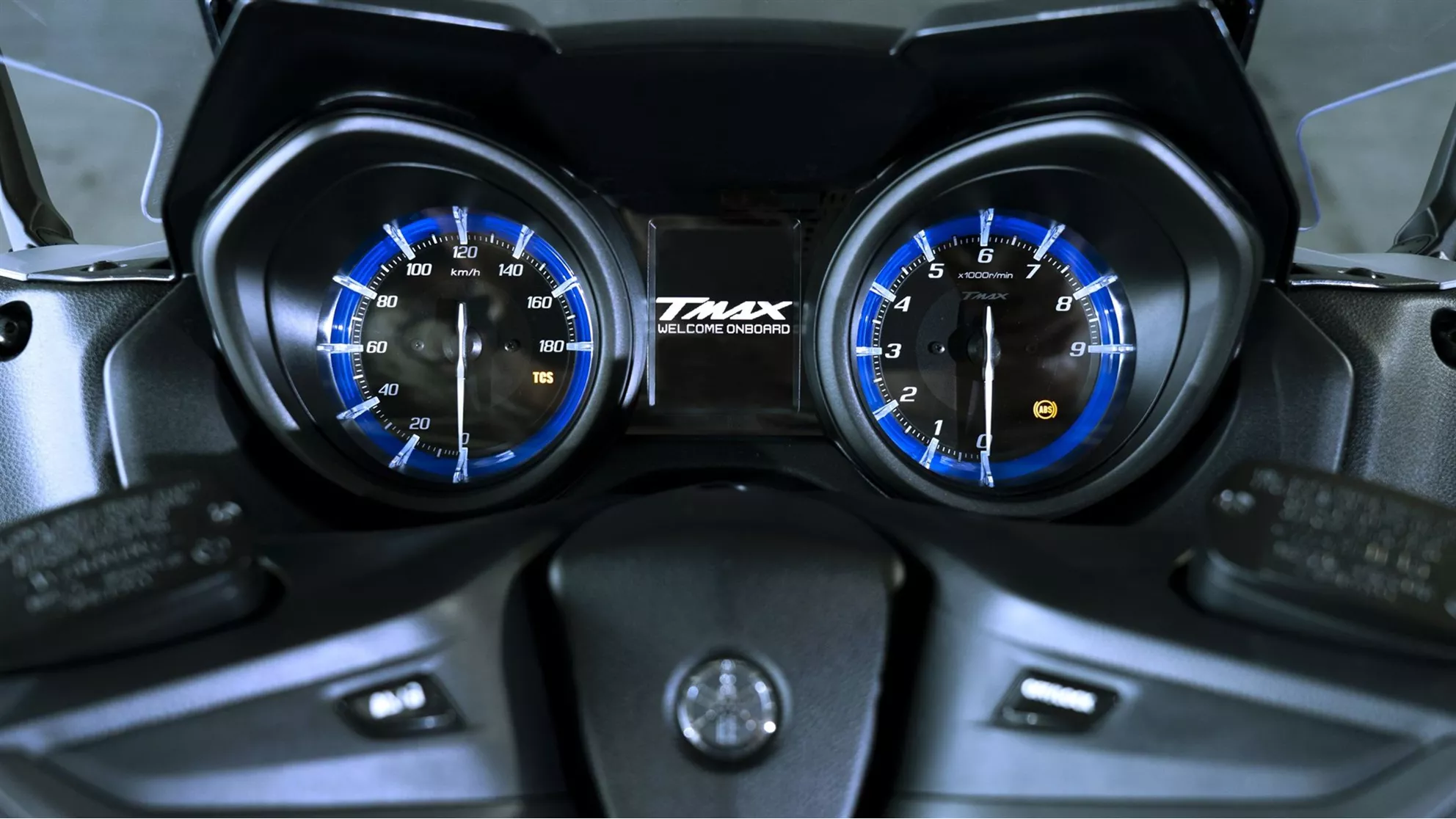Yamaha TMAX 560 - Image 9 Yamaha TMAX 560 - Image 9