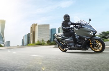 Yamaha TMAX 560 Tech Max 2020 - Bild 13 Yamaha TMAX 560 Tech Max 2020 - Bild 13