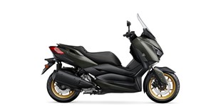 Yamaha XMAX 300 Tech MAX 2022 vs Yamaha XMAX 300 Tech MAX 2020
