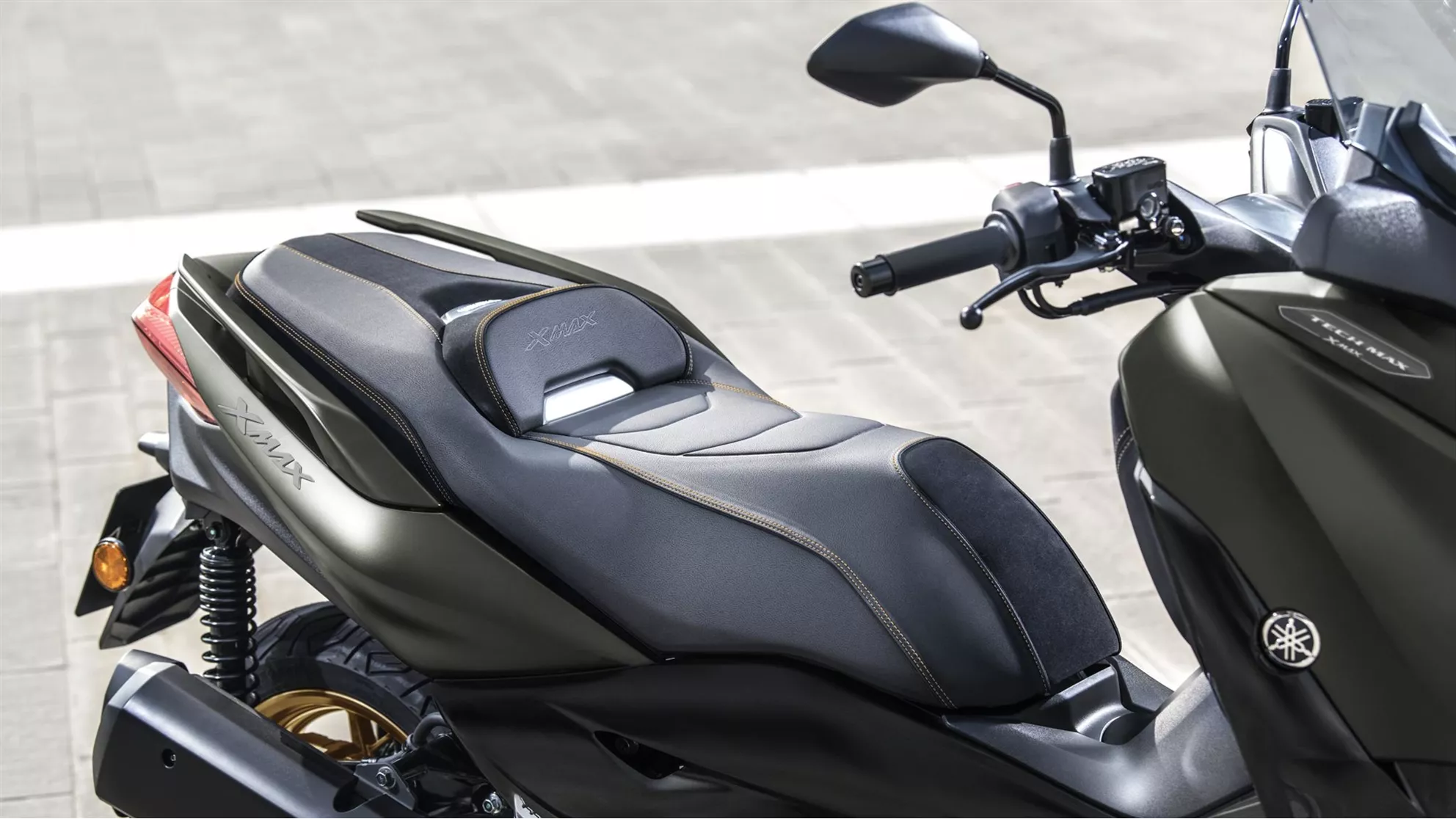 Yamaha XMAX 300 Tech MAX - Image 5 Yamaha XMAX 300 Tech MAX - Image 5