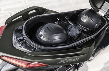 Yamaha XMAX 300 Tech MAX 2020 - Bild 20 Yamaha XMAX 300 Tech MAX 2020 - Bild 20