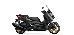 Honda Forza 750 2023 vs Yamaha XMAX 400 Tech MAX 2020