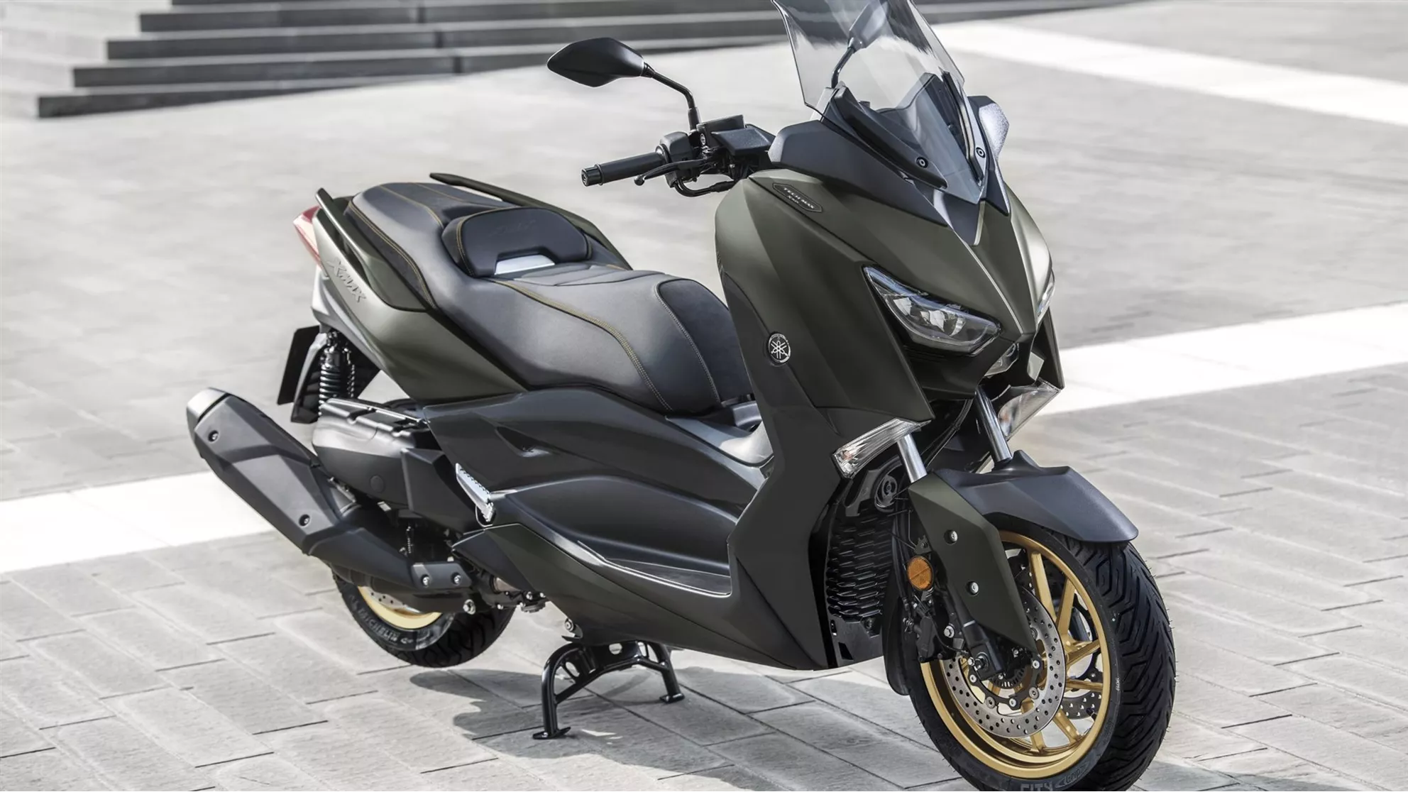 Yamaha XMAX 400 Tech MAX - Image 14 Yamaha XMAX 400 Tech MAX - Image 14