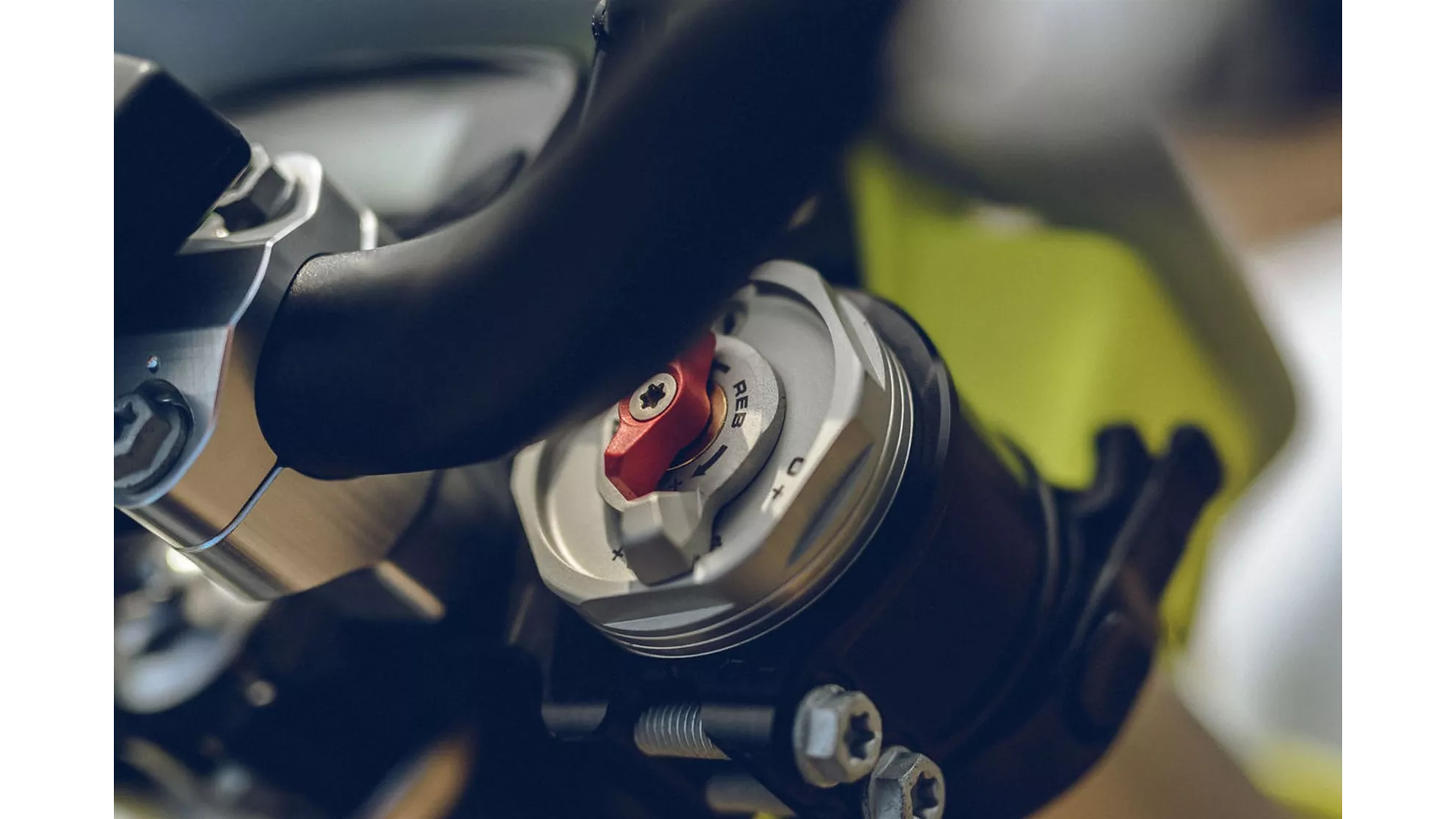 Husqvarna FE 350 - Image 9 Husqvarna FE 350 - Image 9