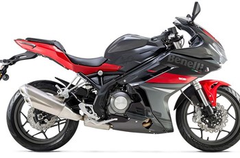 Benelli BN 302 R 2020 - Bild 6