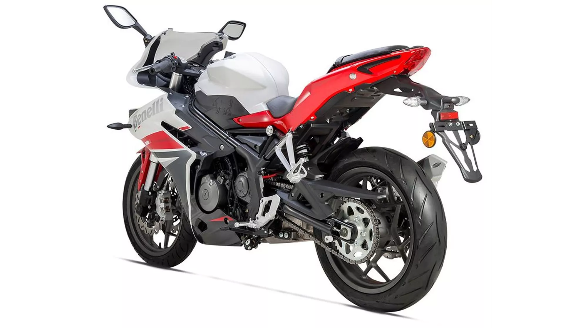 Benelli BN 302 R - Image 7 Benelli BN 302 R - Image 7